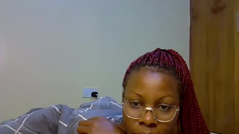 Snapshot of gianna_012 chatting on 09-21-25, 04:58 ENNY online show from 09-21-25, 04:58