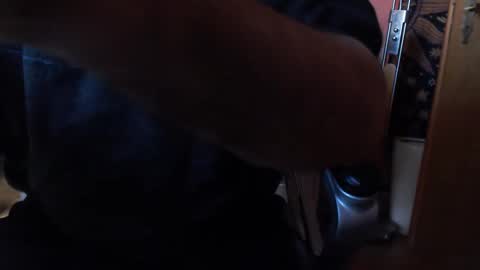 Snapshot of gianni9000000 chatting on 02-12-25, 10:35 Gianni9000000 online show from 02-12-25, 10:35