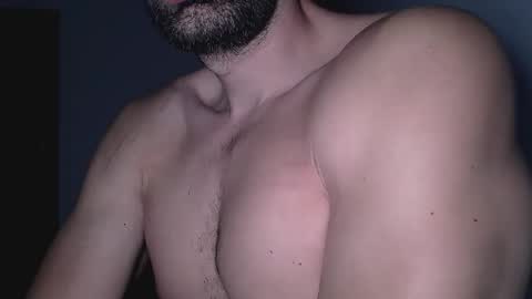 Snapshot of gianni_lion chatting on 10-20-25, 03:12 Gianni online show from 10-20-25, 03:12