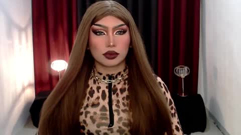 Snapshot of giaxxx01 chatting on 02-02-25, 05:53 Gia X online show from 02-02-25, 05:53