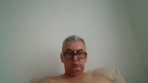 gigi1970 online show from 12-25-24, 01:09