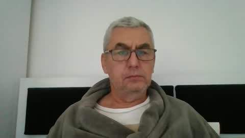 gigi1970 online show from 10-11-25, 10:25