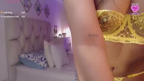 GIGI instagram gigi sj1994 online show from 03-10-25, 07:32