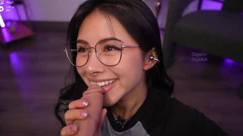 80 off in my OF gigipriv  online show from 12-04-25, 01:48