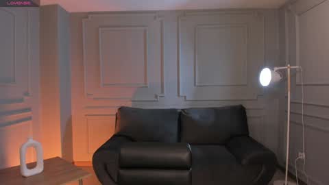 Snapshot of gigilee_ chatting on 01-20-25, 12:07 GIGI online show from 01-20-25, 12:07