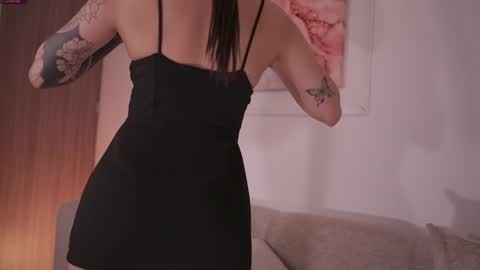 Snapshot of gigilee_ chatting on 02-04-25, 05:21 GIGI online show from 02-04-25, 05:21