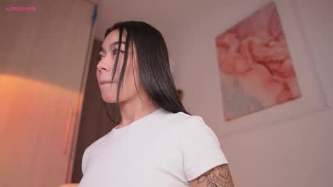 Snapshot of gigilee_ chatting on 09-25-25, 12:14 GIGI online show from 09-25-25, 12:14