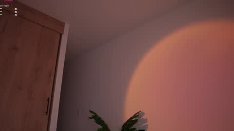 Snapshot of gigilee_ chatting on 10-25-25, 12:29 GIGI online show from 10-25-25, 12:29