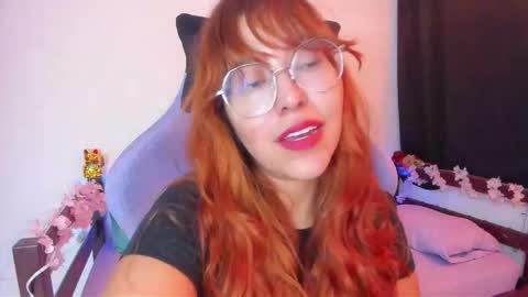 Snapshot of gigimooon chatting on 11-03-25, 12:46 gigimooon online show from 11-03-25, 12:46