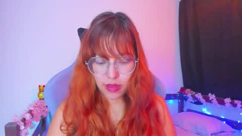 Snapshot of gigimooon chatting on 11-04-25, 01:27 gigimooon online show from 11-04-25, 01:27