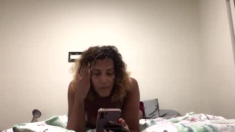 Snapshot of gigisparkle13 chatting on 12-29-24, 06:03 Gigi online show from 12-29-24, 06:03