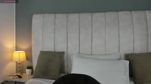 Giisel online show from 11-25-25, 11:43