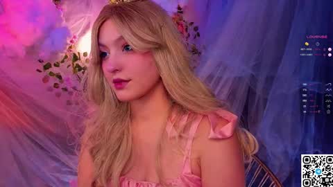 Stacy online show from 12-14-25, 06:01