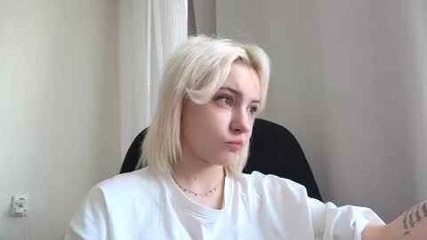 gimmeemily online show from 05-02-26, 09:03