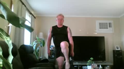 Snapshot of gimmmieoooo chatting on 01-16-25, 09:05 gimmmieoooo online show from 01-16-25, 09:05