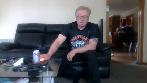 Snapshot of gimmmieoooo chatting on 11-23-25, 05:07 gimmmieoooo online show from 11-23-25, 05:07