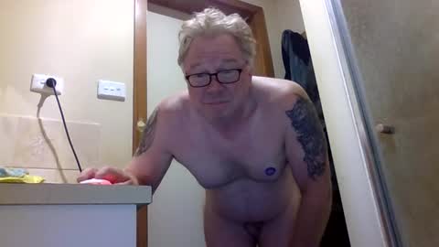 Snapshot of gimmmieoooo chatting on 03-16-26, 12:31 gimmmieoooo online show from 03-16-26, 12:31