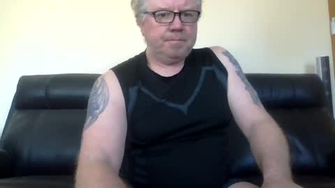 Snapshot of gimmmieoooo chatting on 07-26-26, 12:52 gimmmieoooo online show from 07-26-26, 12:52