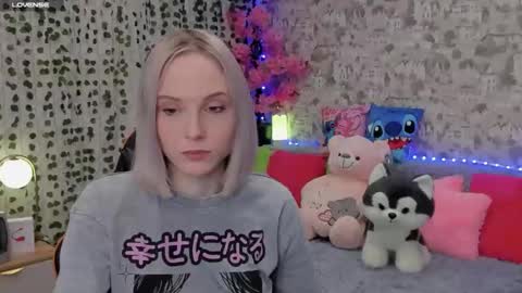 Snapshot of gina_lovelyy chatting on 06-04-26, 03:12 Gina online show from 06-04-26, 03:12