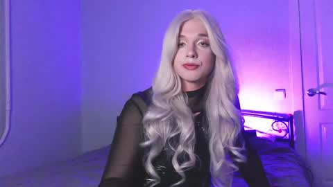 Snapshot of gina_rose_ts chatting on 05-12-26, 07:11 GinaRose online show from 05-12-26, 07:11