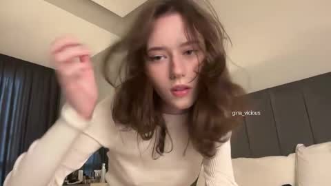 Snapshot of gina_vicious chatting on 10-10-25, 01:32 Gina online show from 10-10-25, 01:32