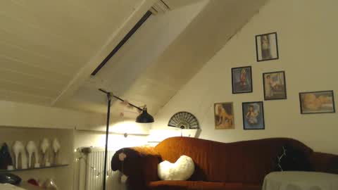 Snapshot of ginablondecam chatting on 02-09-25, 05:11 Gina online show from 02-09-25, 05:11