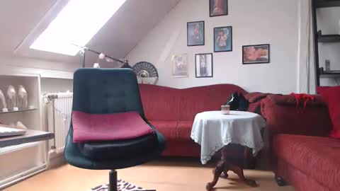 Snapshot of ginablondecam chatting on 02-12-25, 09:20 Gina online show from 02-12-25, 09:20