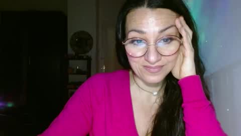 Snapshot of ginaoneon chatting on 02-07-25, 10:09 GinaONeon online show from 02-07-25, 10:09