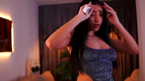 Snapshot of ginavalentinna chatting on 02-19-25, 08:10 Gina online show from 02-19-25, 08:10