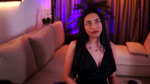 Snapshot of ginavalentinna chatting on 02-22-25, 07:47 Gina online show from 02-22-25, 07:47