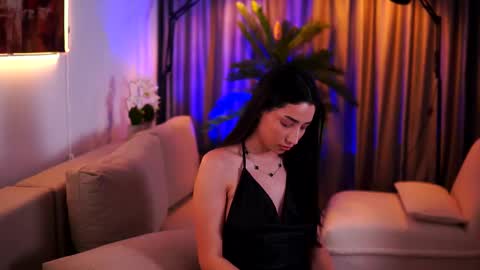 Snapshot of ginavalentinna chatting on 02-23-25, 01:57 Gina online show from 02-23-25, 01:57