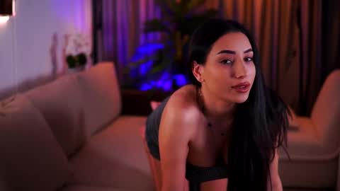 Snapshot of ginavalentinna chatting on 03-06-25, 08:27 Gina online show from 03-06-25, 08:27