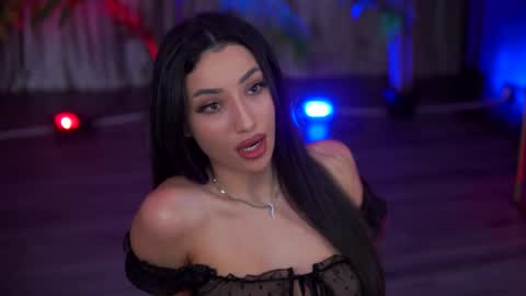 Snapshot of ginavalentinna chatting on 09-15-25, 07:25 Gina online show from 09-15-25, 07:25