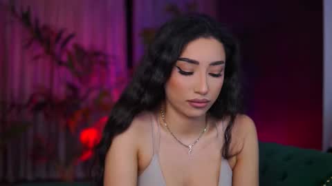 Snapshot of ginavalentinna chatting on 11-26-25, 07:48 Gina online show from 11-26-25, 07:48