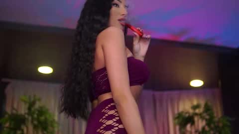 Snapshot of ginavalentinna chatting on 01-13-26, 07:52 Gina online show from 01-13-26, 07:52