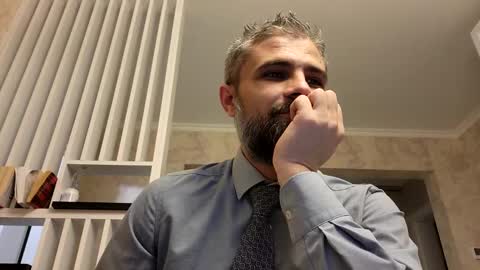 Gabriel online show from 02-19-25, 05:16