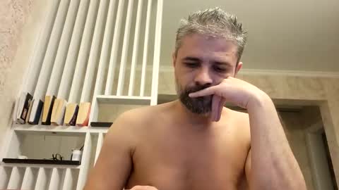 Gabriel online show from 11-15-25, 06:37