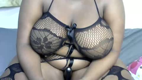 ginger_babes1 online show from 11-18-25, 10:47