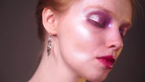        im expecting 350 thumbs up on my altar   online show from 01-05-25, 10:08