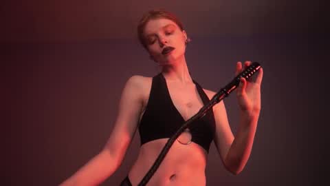        im expecting 350 thumbs up on my altar   online show from 02-22-25, 10:09