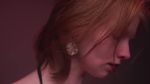        im expecting 350 thumbs up on my altar   online show from 09-25-25, 10:13