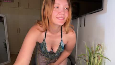 Snapshot of ginger_lure chatting on 07-08-26, 03:16 Valery online show from 07-08-26, 03:16