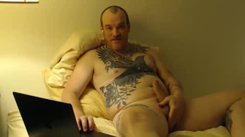 Ginger McC online show from 11-12-25, 03:07