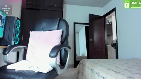  Diana   online show from 02-10-25, 02:05