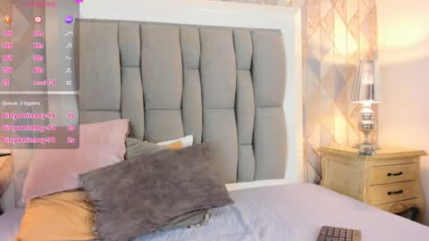 Ginger online show from 12-18-24, 07:41