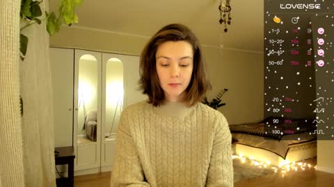 Snapshot of gingerbread__house chatting on 12-31-24, 07:29 Vasilisa online show from 12-31-24, 07:29