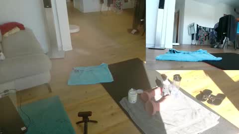 Snapshot of gingerpink1911 chatting on 10-14-25, 12:28 GingerPink online show from 10-14-25, 12:28