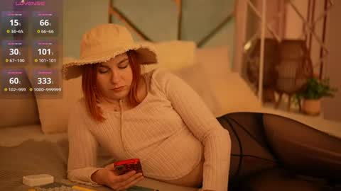 Snapshot of gingerrpink chatting on 06-14-26, 07:16 Ginger Pink online show from 06-14-26, 07:16