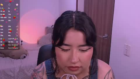 Snapshot of ginmeowuwu chatting on 05-22-26, 05:29 ginmeowuwu online show from 05-22-26, 05:29