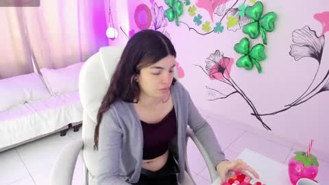 Kendall online show from 03-26-26, 01:06